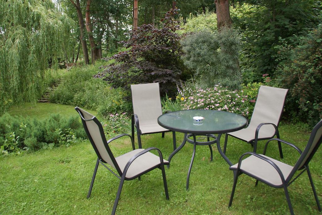 Bed and Breakfast Gosciniec Yaga Wilkasy Exterior foto